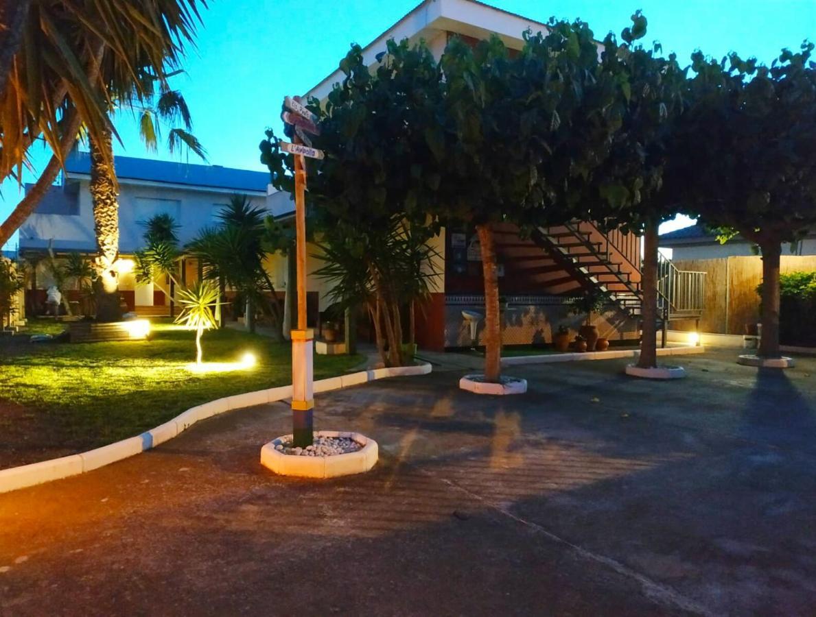 Casablanca El Petit Hotel Deltebre Εξωτερικό φωτογραφία